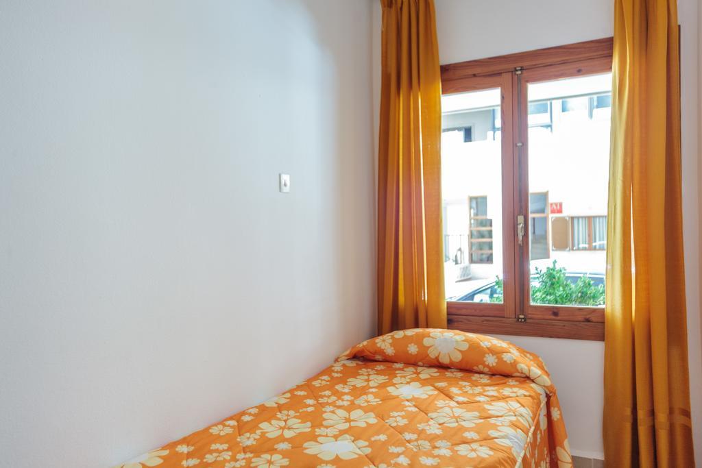 Apartamentos Obrador Colonia de Sant Jordi Oda fotoğraf