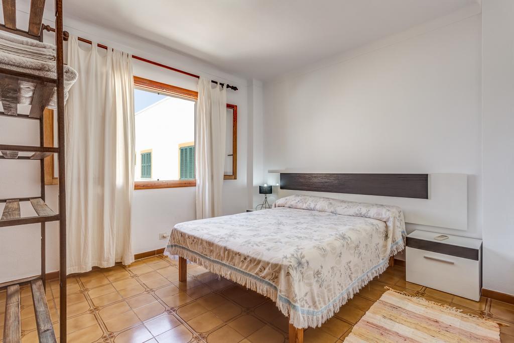 Apartamentos Obrador Colonia de Sant Jordi Oda fotoğraf