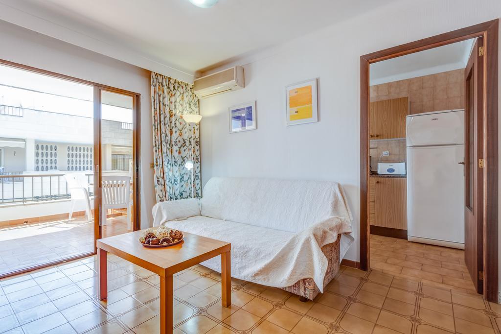 Apartamentos Obrador Colonia de Sant Jordi Oda fotoğraf